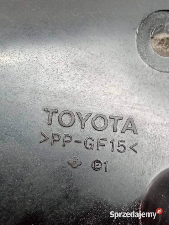 SKRZYNKA BEZPIECZNIKÓW 24 B 163 Toyota Scion TC osobowe Skrzynki bezpieczników świętokrzyskie