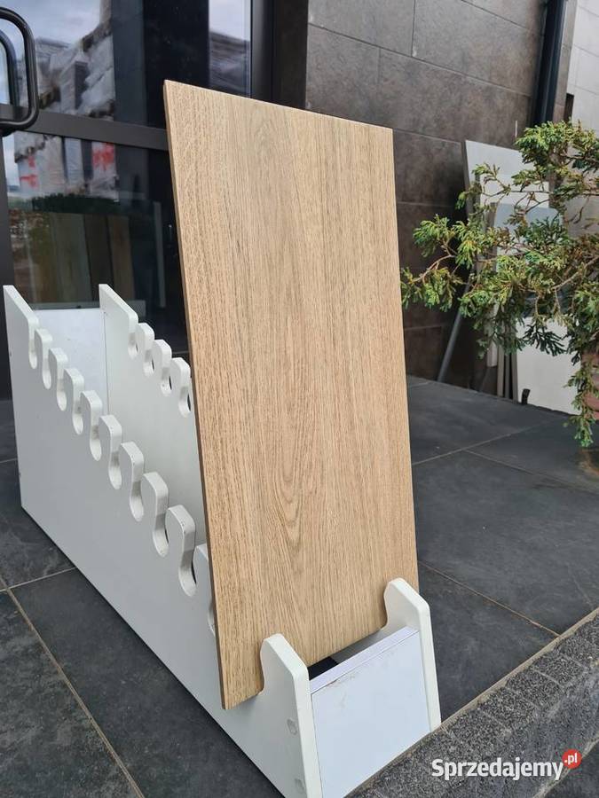 Płytka gres TAGO WOOD BEIGE MAT 30X60 GAT 2 Opoczno
