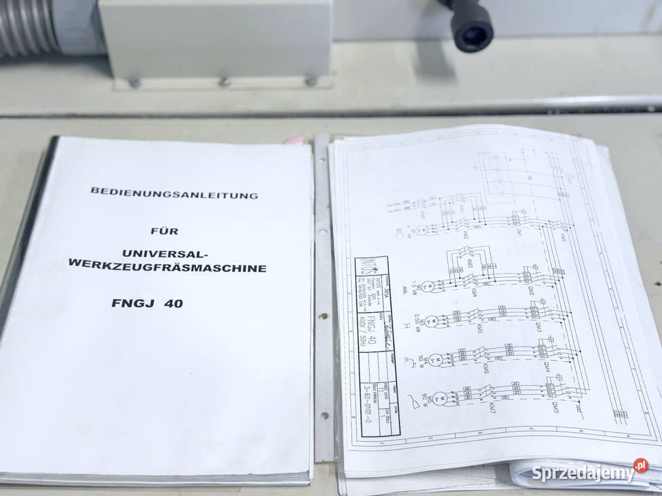 Frezarka uniwersalna narzędziowa TOS FNGJ 40 Zabór
