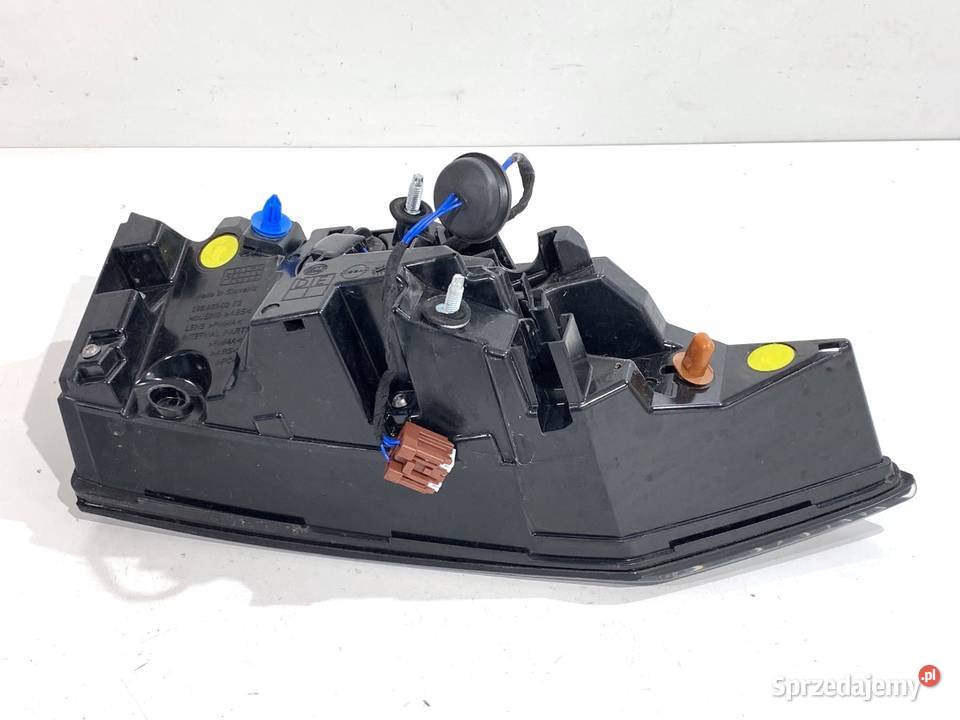 LAMPA TYŁ PRAWA WEWNĘTRZNA NISSAN QASHQAI J12 podkarpackie sprzedam
