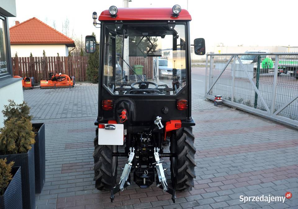 VST MT180 Fieldtrac 4x4 18 CAB Tajęcina