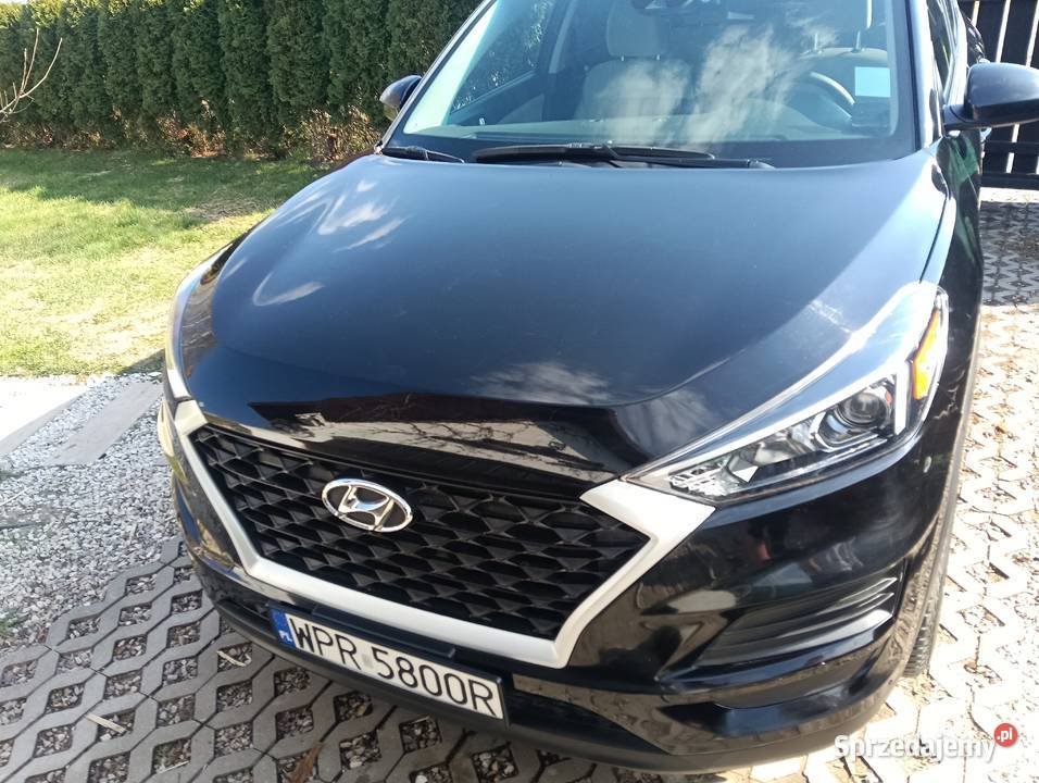 Hyundai Tucson czarna perła 20 benzyna automat Tucson Dawidy Bankowe