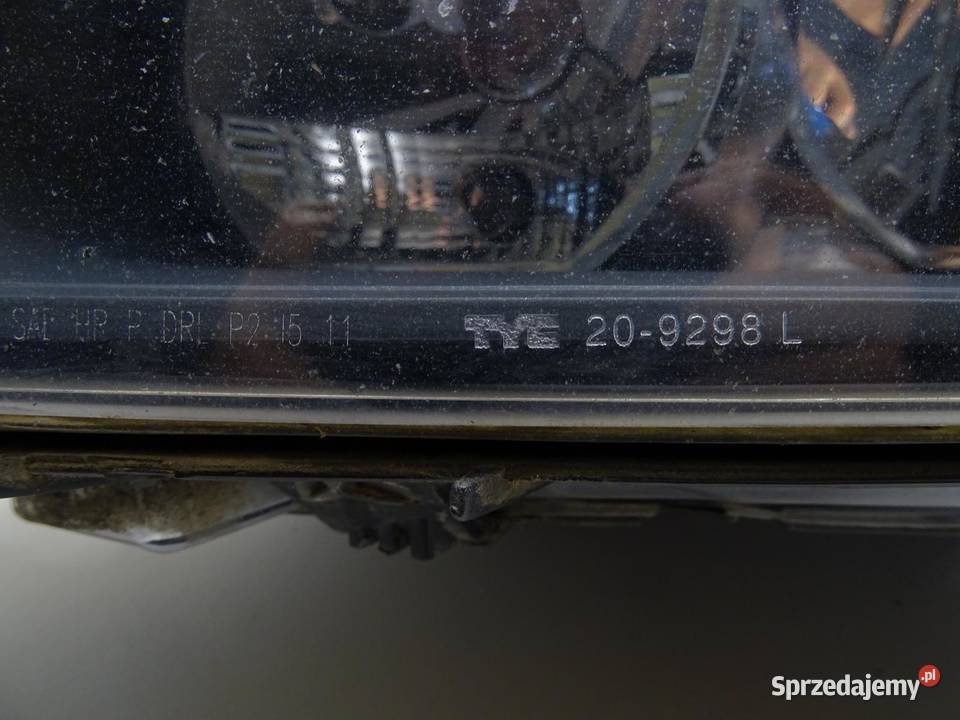 LAMPA REFLEKTOR LEWA LEWY PRZÓD PRZEDNIA BMW F30