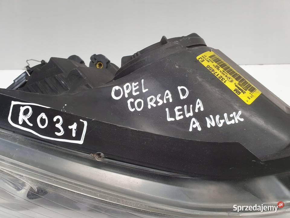 LAMPA PRAWA Opel Corsa D PRZEDNIA prawy przód osobowe Rudka