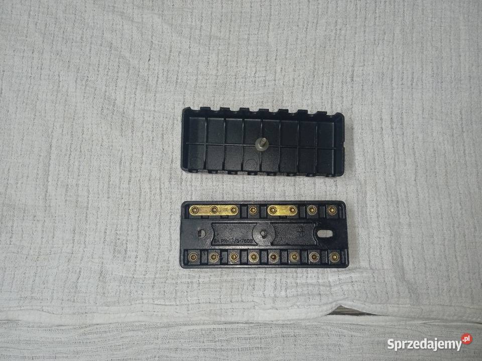 Skrzynka bezpieczników z czasów PRLu Ursus Zetor Pruszcz Gdański sprzedam