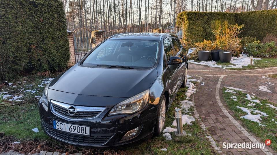 Opel Astra J Sports Tourer 16T 180 uszkodzona śląskie