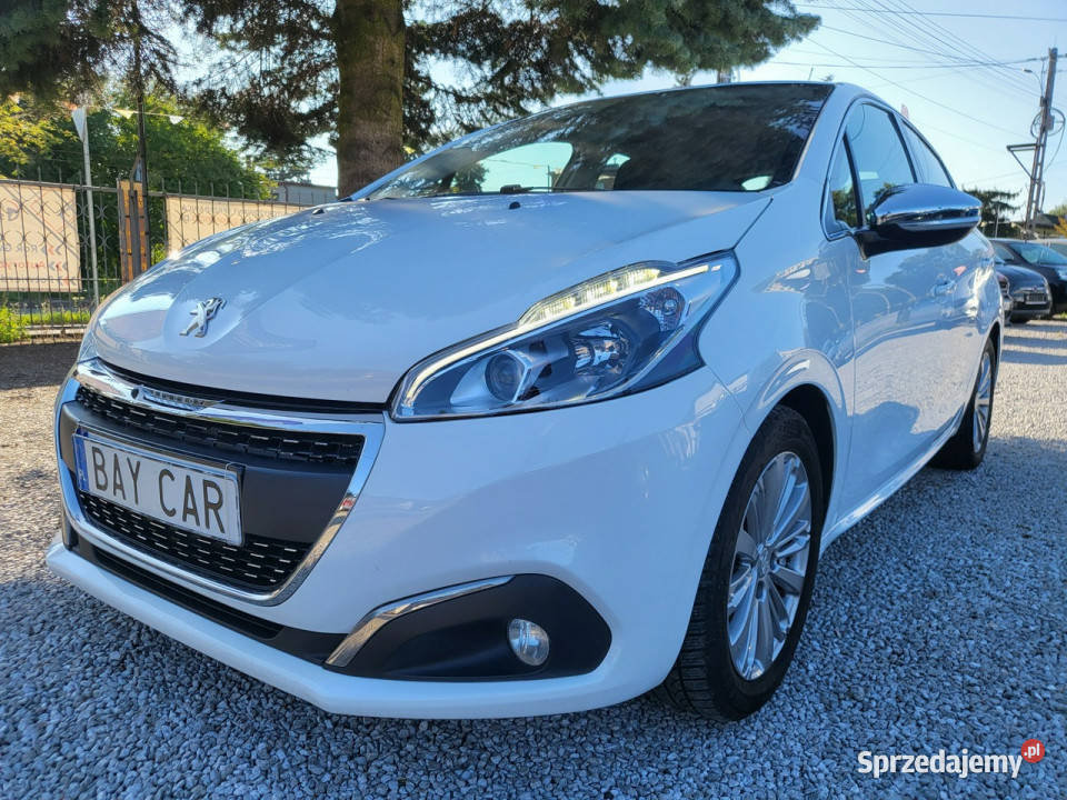 Peugeot 208 16 HDI 100 Bogata Wersja nawigacja
