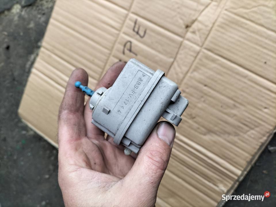 SILNICZEK REGULACJI LAMPY Renault Clio 1 osobowe Kamień-Kolonia