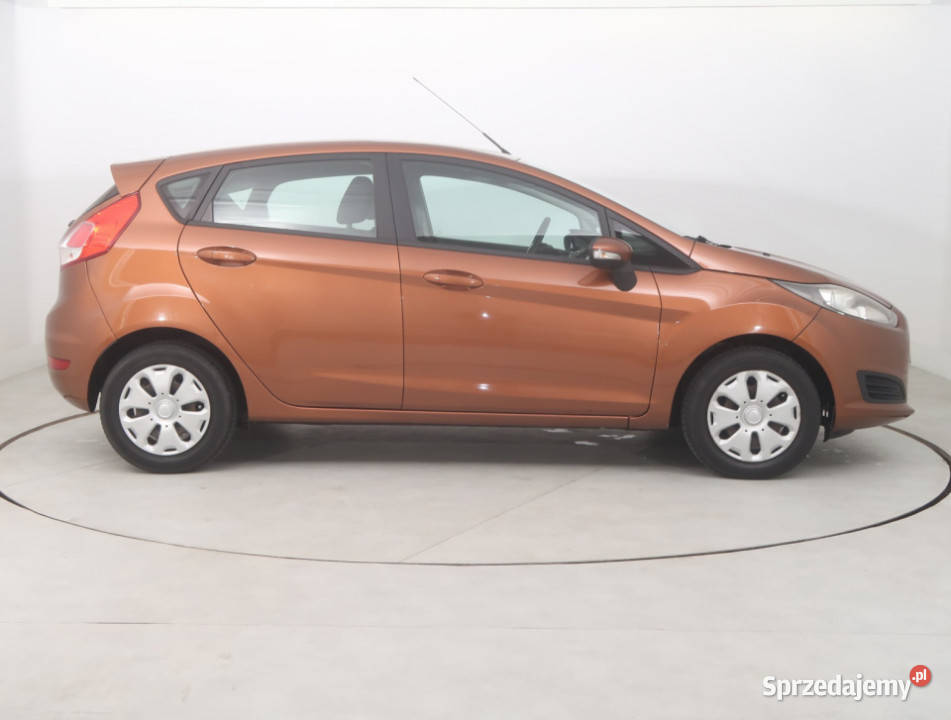 Ford Fiesta 125 Rok produkcji 2015 Bielany Wrocławskie sprzedam