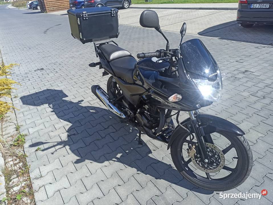 Honda CBF 125 M 3 ccm mały przebieg polski salon