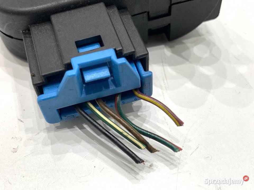 SILNIK NAGRZEWNICY VW 0132801363 PASSAT B6 0510