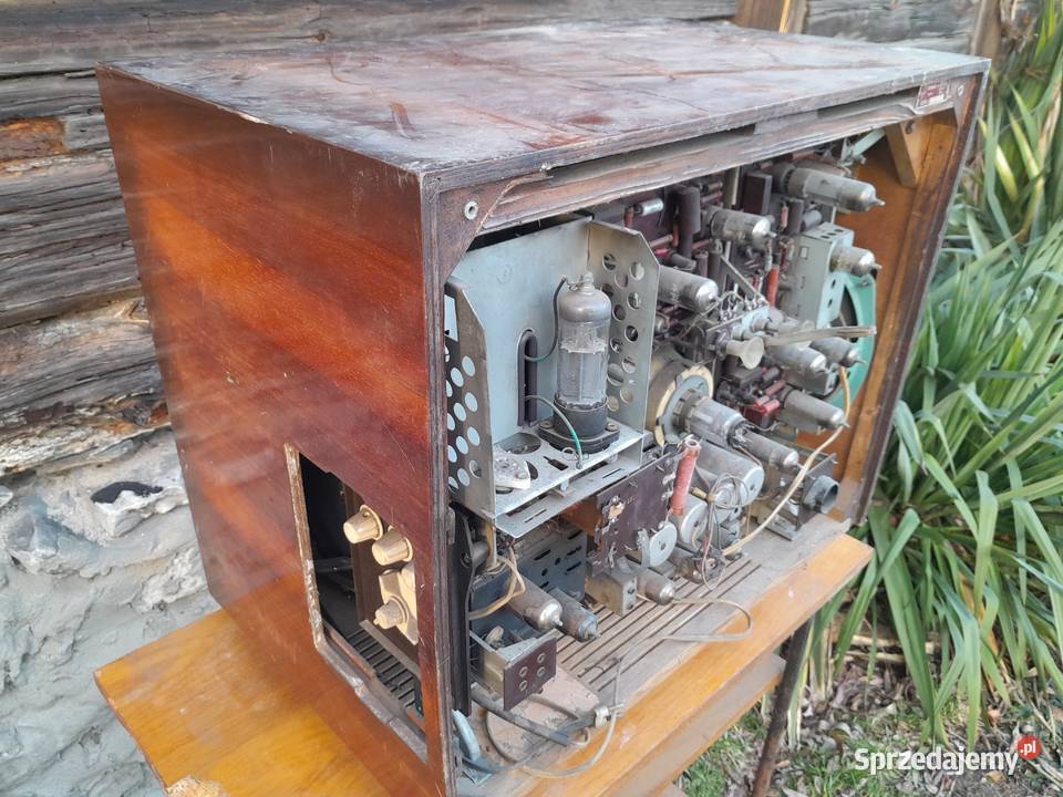 Stary telewizor lampowy TESLA zabytek retro