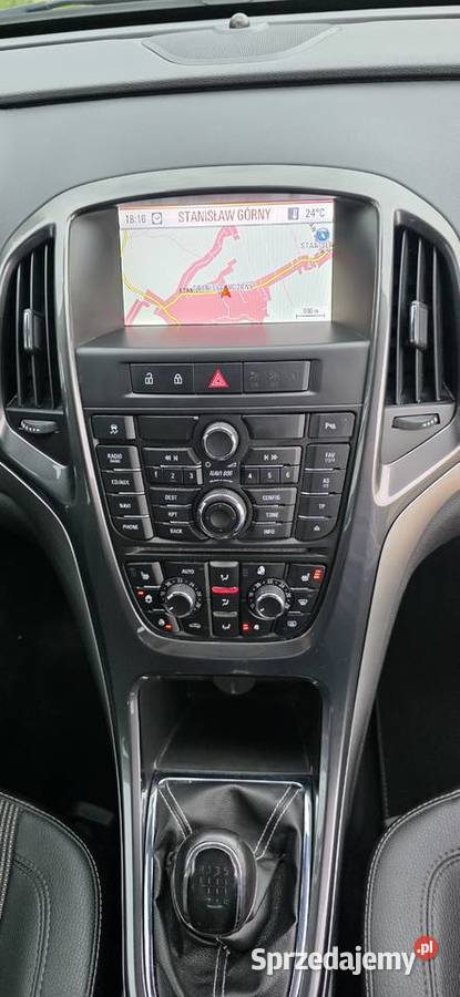 Opel astra J lift 16 180 COSMO
