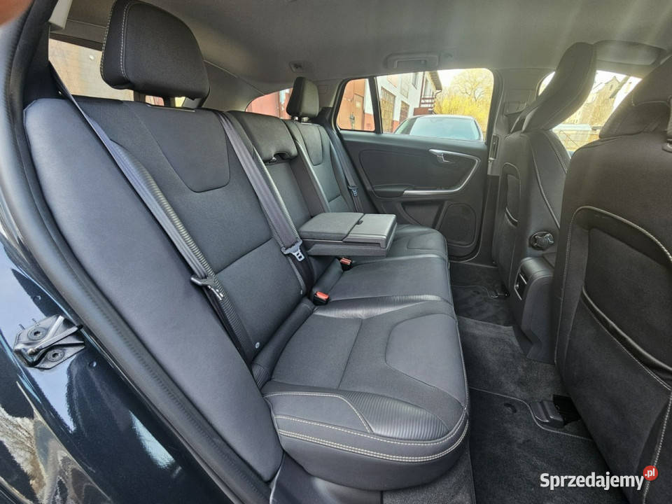 Volvo V60 RDesign Ładne i Zadbane GWARANCJI I światła LED V60 Opoczno