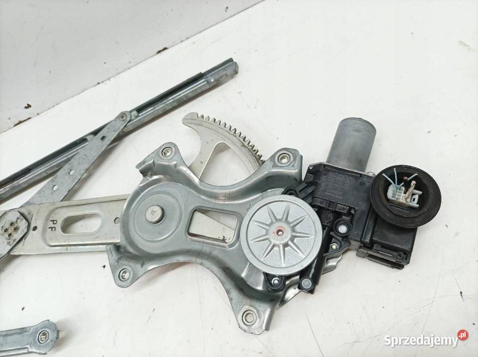 MECHANIZM SZYBY LEWY PRZÓD PLUGIN 8572047140