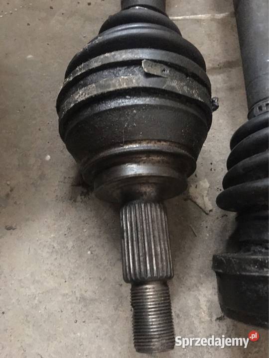 Audi 100 c3 kompletne półosie z przegubami przeguby