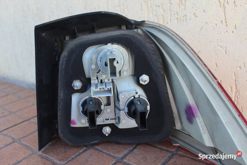 LAMPA LEWY TYŁ BMW E61 7165825