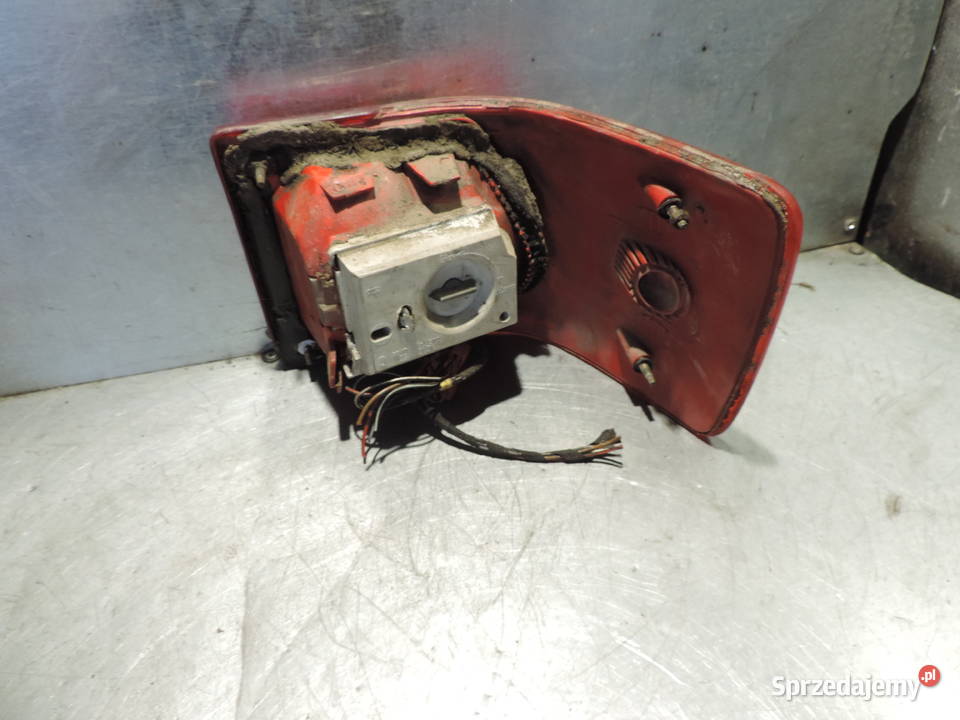 LAMPA LEWY TYŁ AUDI 80 B4 KOMBI lewe Nowy Sącz