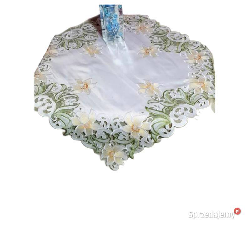 Se072 Serweta Haftowana Białe Narcyze 85x85 mazowieckie Piaseczno