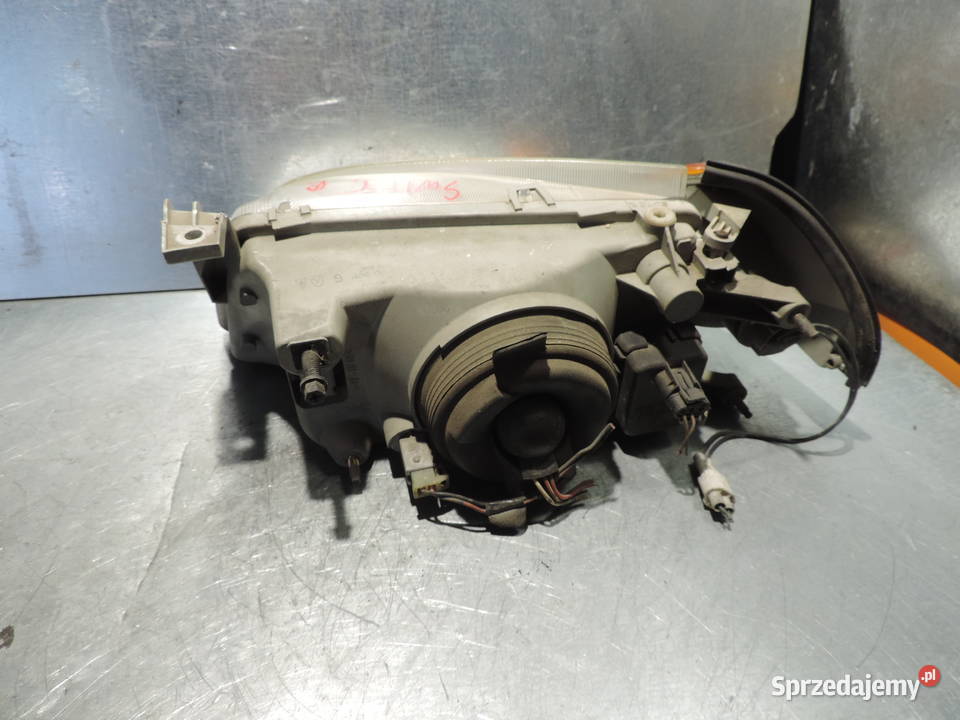 SUZUKI SWIFT 2 LAMPA PRAWA PRZEDNIA Lampy przednie małopolskie Nowy Sącz