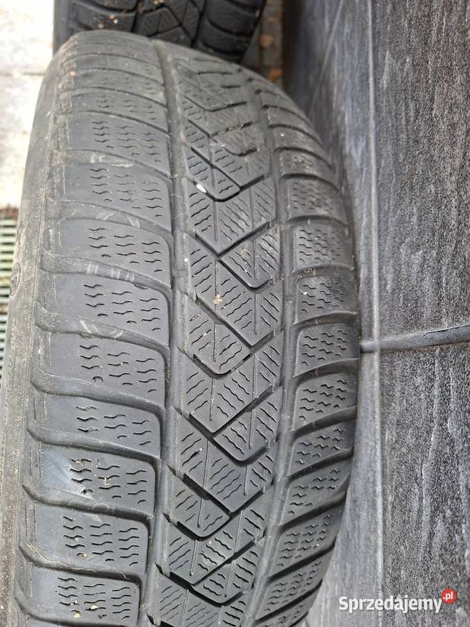 Koła oryginalne BMW z oponami zimowymi Pirelli Bydgoszcz