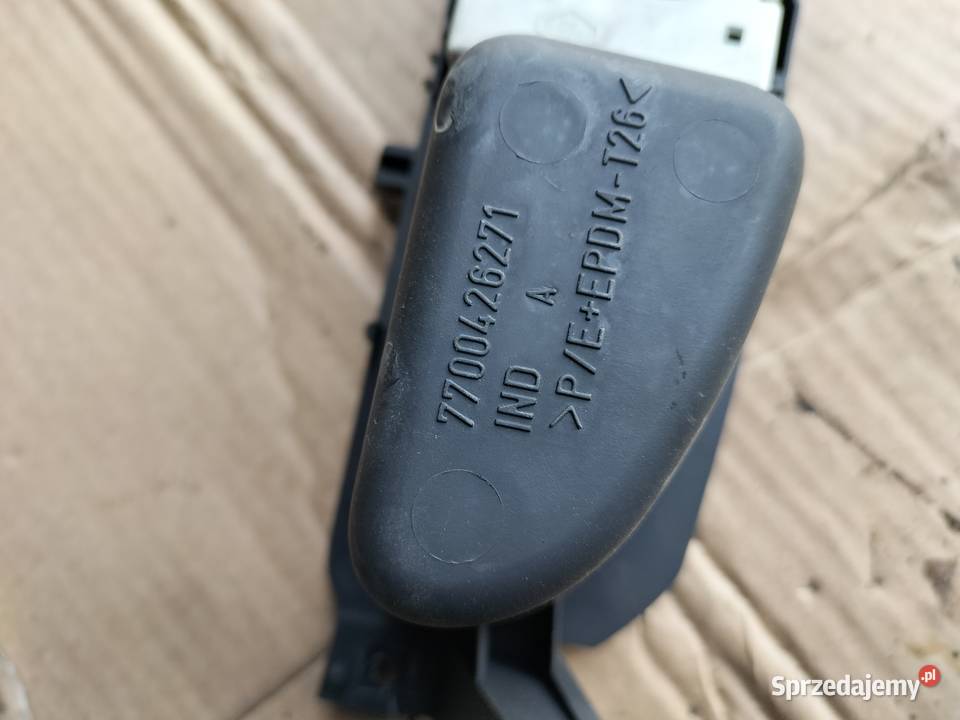 RENAULT CLIO 2 PANEL WYŚWETLACZ ZEGAREK Kamień-Kolonia