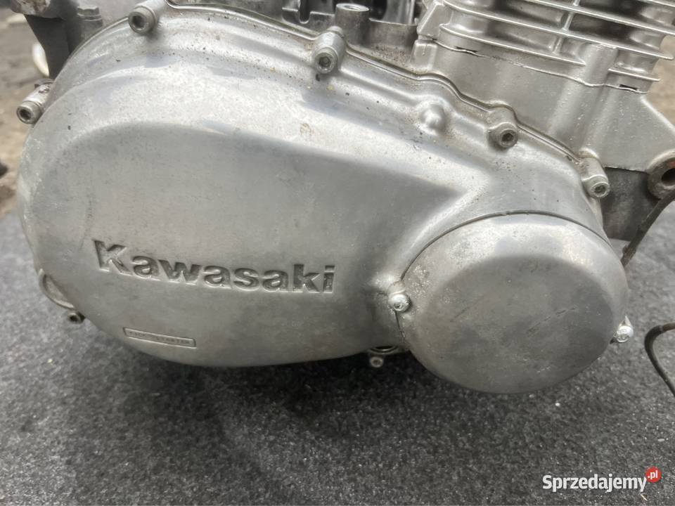 Pokrywa dekiel lewy silnika Kawasaki LTD 440 wielkopolskie