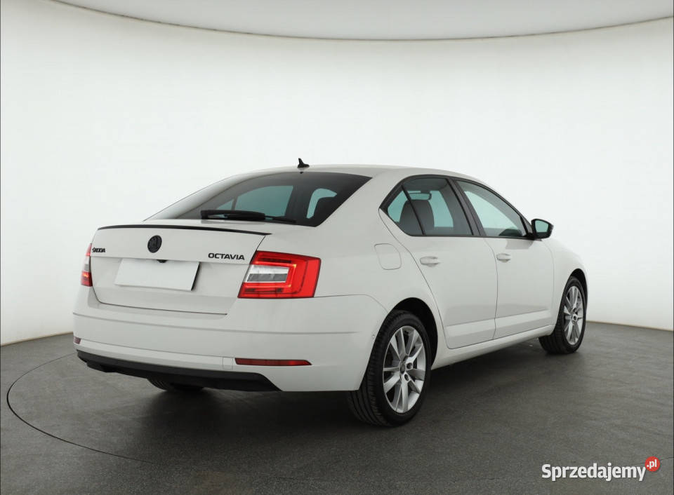 Skoda Octavia 15 TSI wielofunkcyjna kierownica Piaseczno