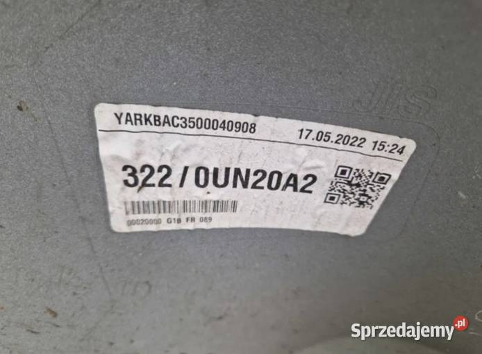 Zderzak Toyota Yaris 4 IV Kod lakieru 089 śląskie Częstochowa