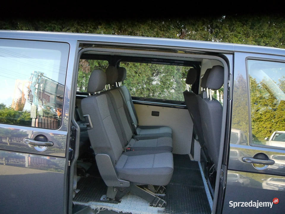 Volkswagen Transporter 9 osob Stan b klima lakier metallic Częstochowa