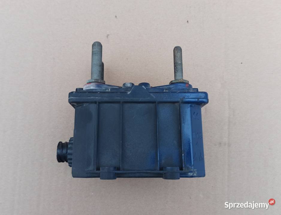 IVECO HEBEL WŁĄCZNIK PRĄDU 504019002 10829500 Bieleń