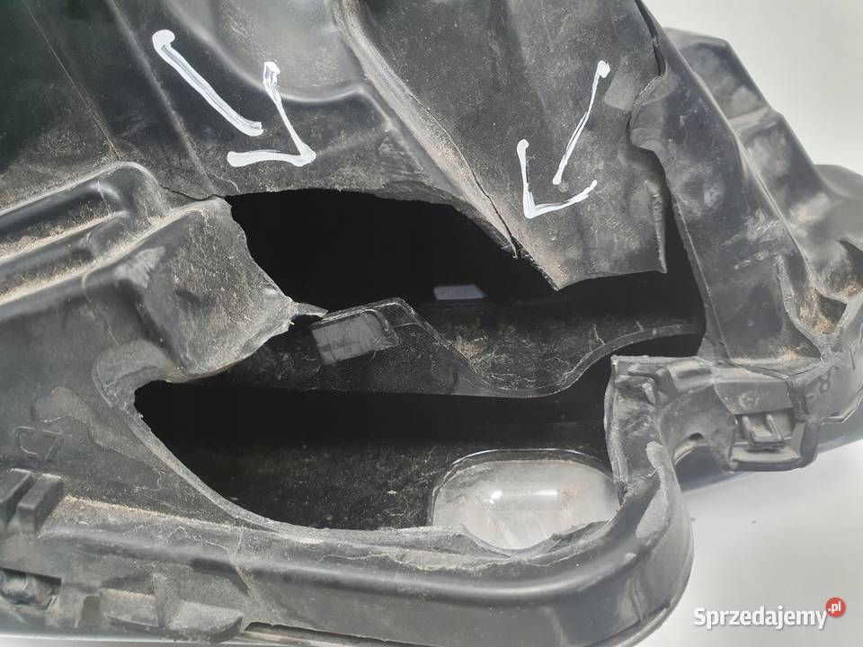 Volvo V90 S90 II PRZEDNIA LAMPA LEWA lewy przód osobowe Janów