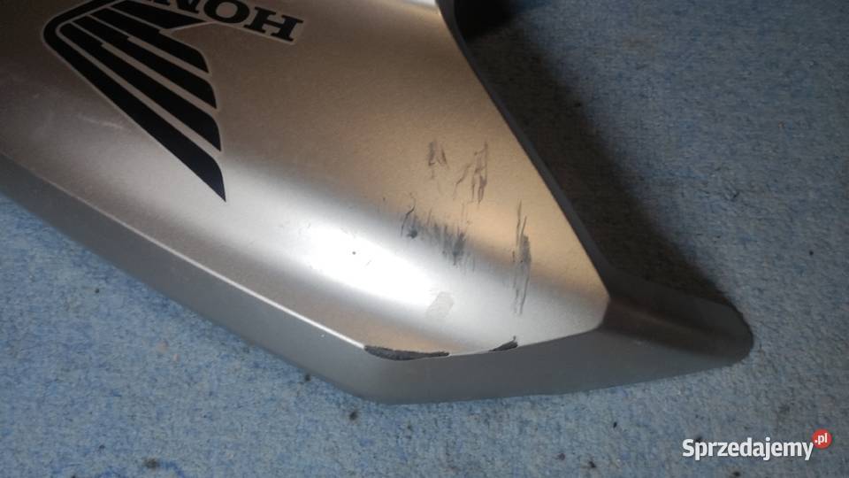 Bok prawy owiewka czasza Honda NCX 750 16