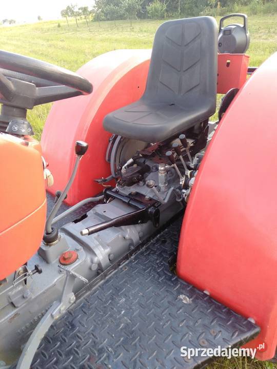 Massey Ferguson 152 nieuszkodzony Maszyny rolnicze sprzedam