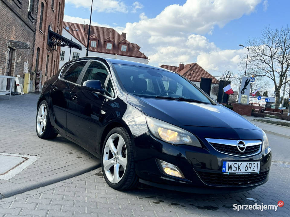 Opel Astra 14 Turbo 140 Cosmo Navi Alu19 Service 140KM Sokołów Podlaski