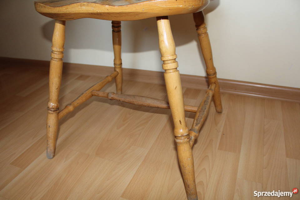 Krzesło fabryka Mebli Jasienica Meble