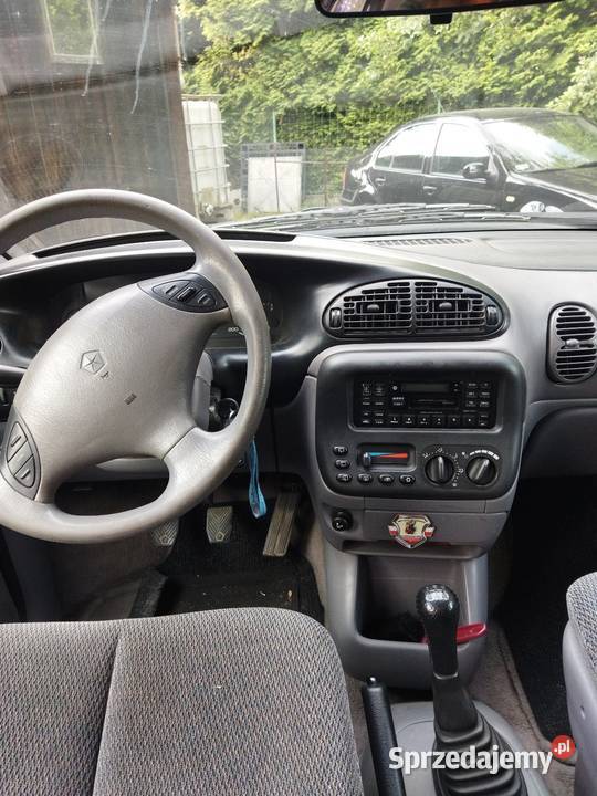 Chrysler Voyager 3 25Diesiel VAN 7 osób immobilizer Ropczyce