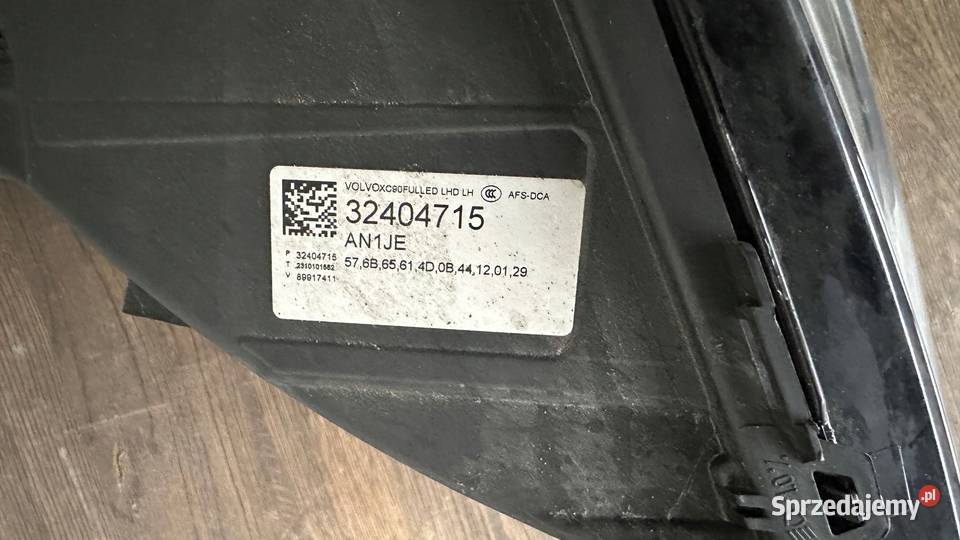 VOLVO XC90 II LAMPA PRZEDNIA LEWA FULLED osobowe lubuskie Gorzów Wielkopolski