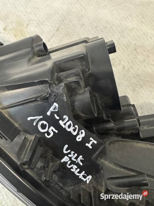 Lampa lewy przód Peugeot 2008 I osobowe Jasienica