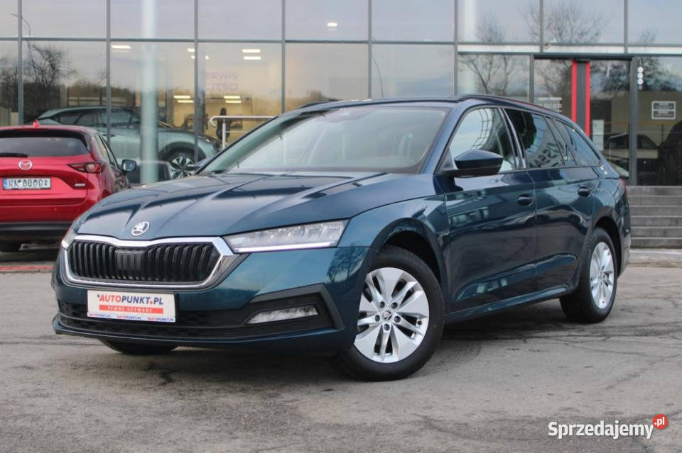 Skoda Octavia 2022r Carplay LED Navi Temp Adapt Rok produkcji 2022 Samochody osobowe Kraków sprzedam