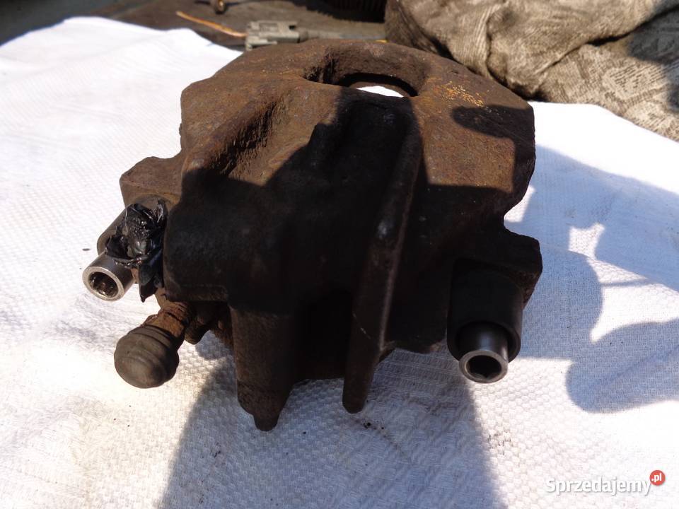 ZACISK PRZÓD lewy FORD FOCUS I MK1 9804 18 TDCI Skwierzyna sprzedam