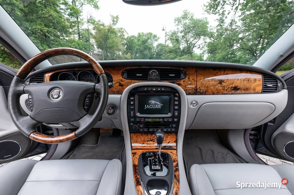 Jaguar XJR X350 z 2005 r W doskonałym stanie z XJR Warszawa