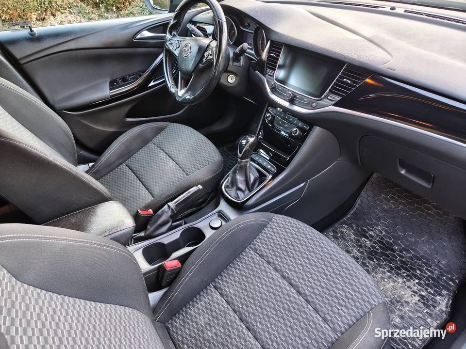 Opel Astra K 14 Turbo wersja Dynamic