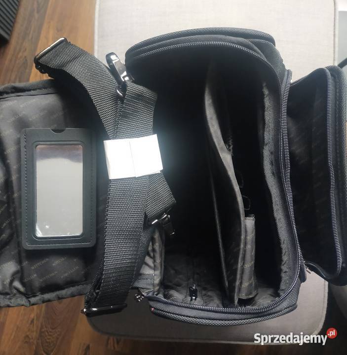 Kosmetyczka kuferek czarny marki Wittchen Kraków