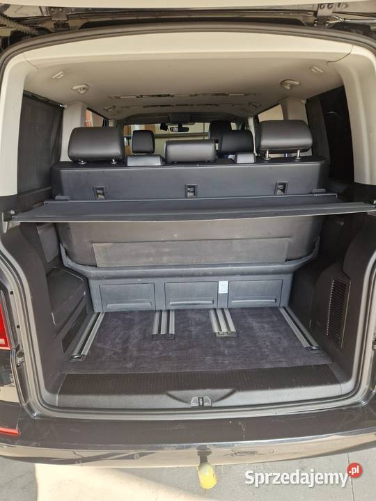 VW Multivan 20tdi welurowa tapicerka Ostrów Wielkopolski