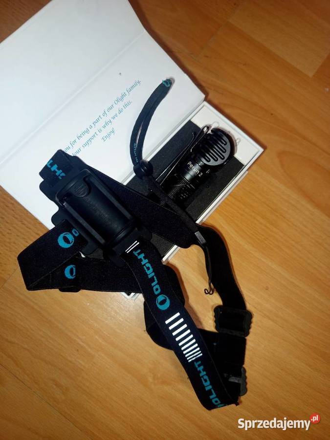 Latarka Olight Perun2
