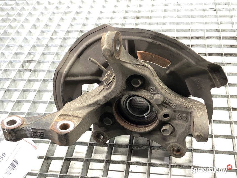 ZWROTNICA PRAWY PRZÓD HYUNDAI ELANTRA VII 16 123 osobowe