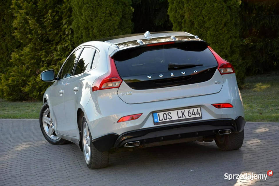 Volvo V40 Panorama biXenon Ledy Kamery Blis 1984cm3
