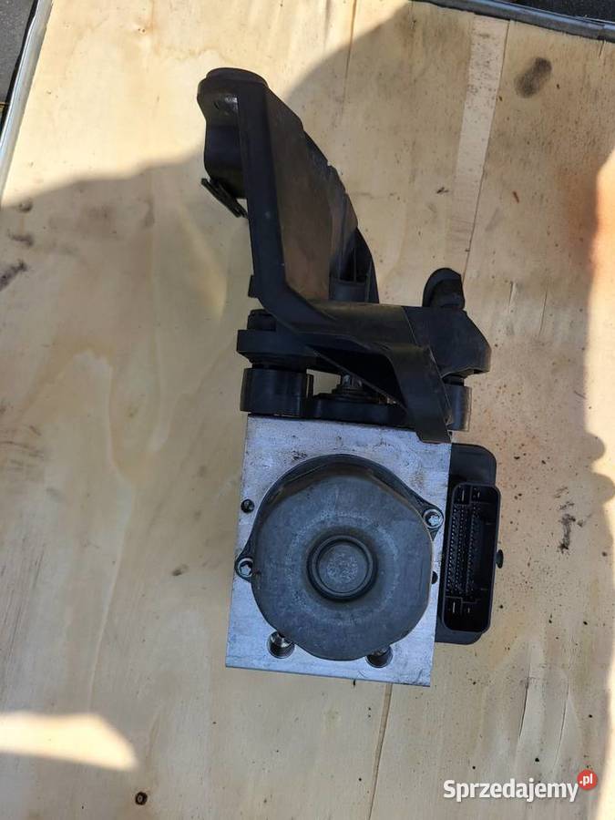 Pompa ABS Mercedes A2124310848 Rok produkcji 2013