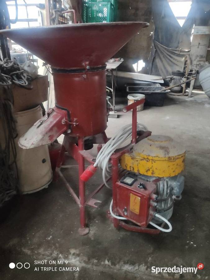 Rozdrabniacz Bąk śrutak z silnikiem 55kw śląskie